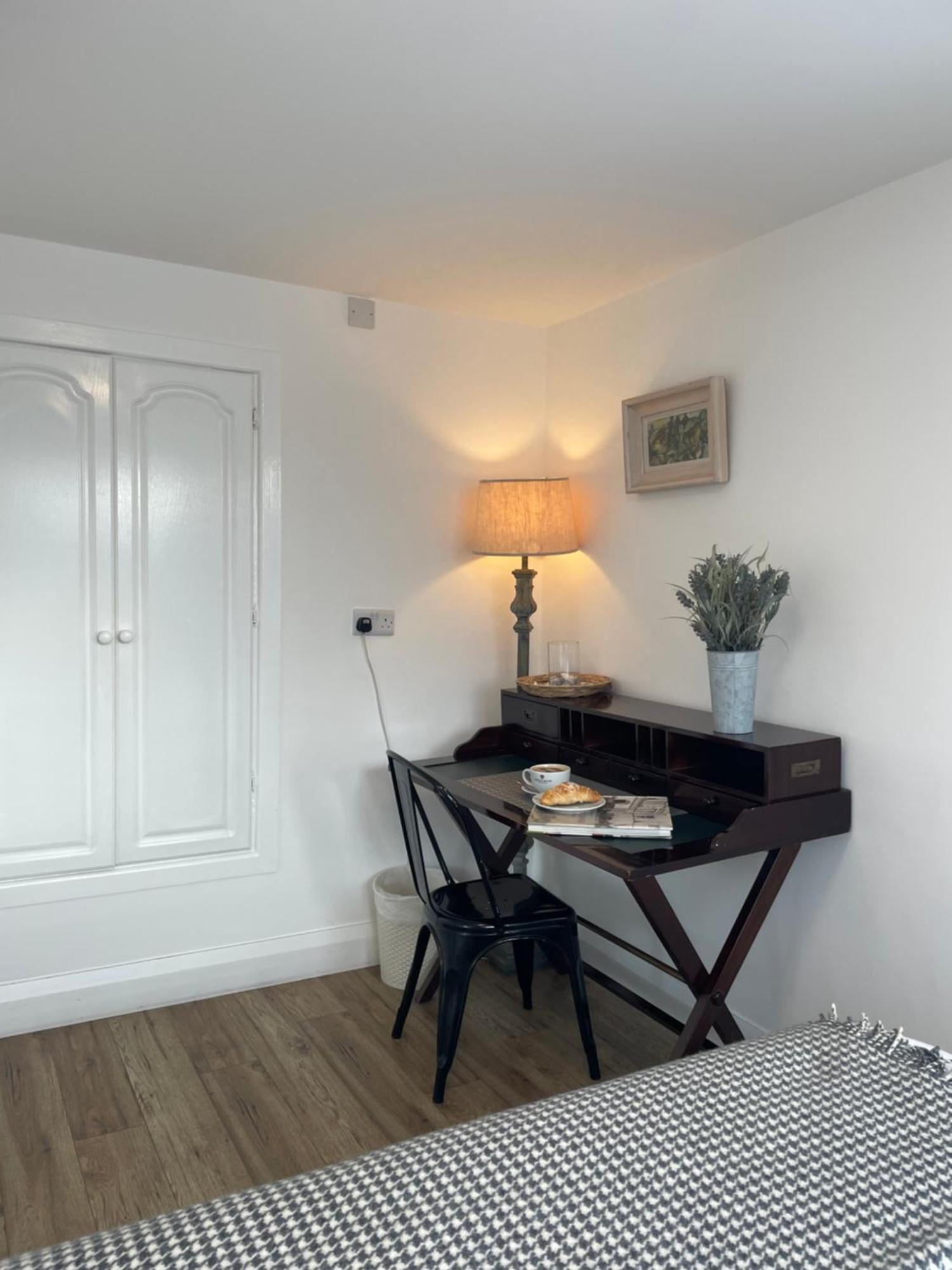 Bed and Breakfast Mocha Newcastle Galway Zewnętrze zdjęcie